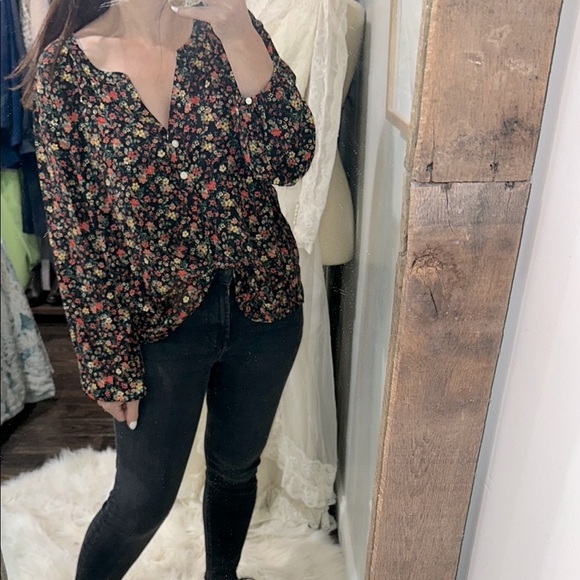 Old Navy Tops - Old Navy black floral blouse size XXlarge